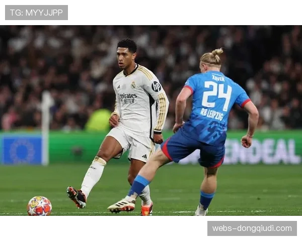 裁判查看VAR五分钟，最终取消皇马点球判罚引争议